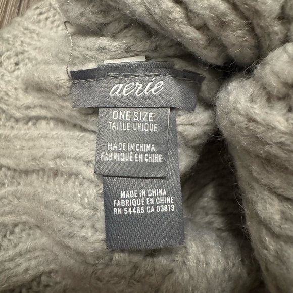 Aerie Knit Beanie with Faux Fur Pom - Picture 4 of 4